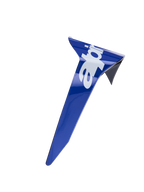 Alpinestars Supertech R10 Arius Standard Spoiler, aerodynamiczna część zamienna do kasku, błyszczący niebieski z białym brandingiem Alpinestars, precyzyjnie formowane tworzywo sztuczne dla stabilności przy wysokich prędkościach wyścigowych