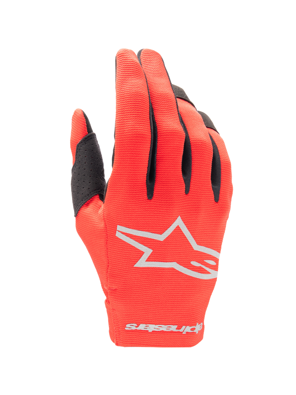 Alpinestars Radar Gloves 2025, rękawice motocrossowe, kolor Mars Red i srebrny, widok grzbietu dłoni ze srebrnym logo gwiazdy, czarne akcenty na palcach i elastyczny materiał stretch do wyścigów terenowych