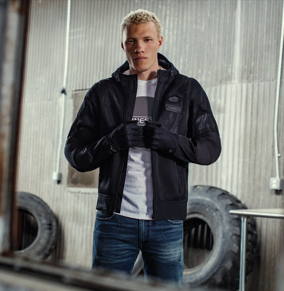 Alpinestars Moflow AirTech メッシュパーカー Bluza Z Kapturem Moflow Air Tech Man - CZARNY CONTEMPORARY kurtki